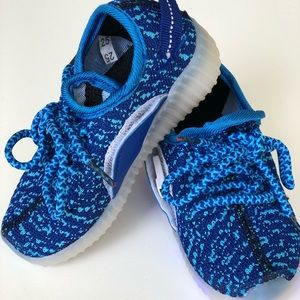 NEW LED Light up Shoes Sneakers for Boy